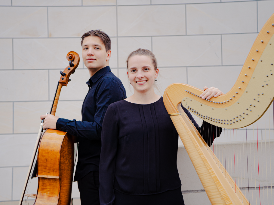 Duo 51 Saiten mit Michael Wehrmeyer (Violoncello) und Johanna Dorothea Görißen (Harfe)