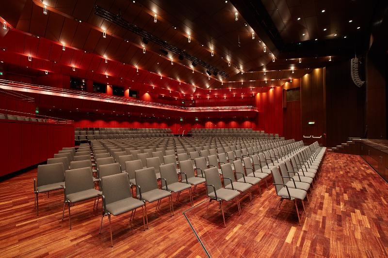 03-SHB_GrosserSaal_Reihen_021