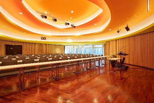 p063932BF-B649-4C4E-AAEC-F47560E3A5D1